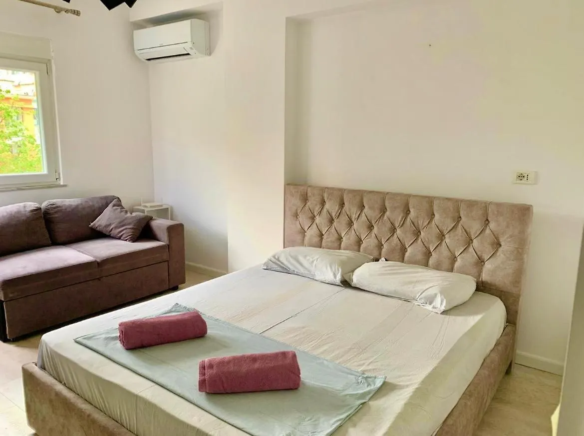 Apartament Near Block Area Tirana Albanië